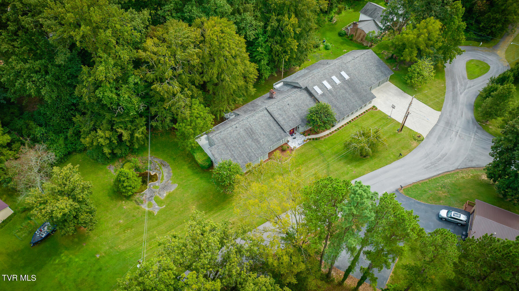 405 Old Castle Road Kingsport, TN 37660 - Photo 106 of 117 103-1