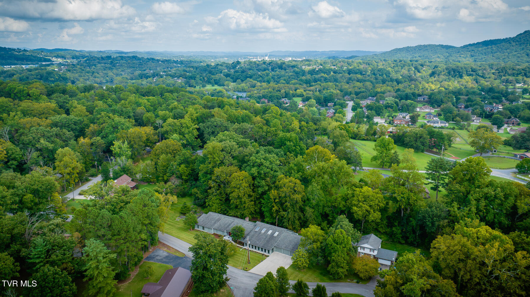 405 Old Castle Road Kingsport, TN 37660 - Photo 112 of 117 110-1