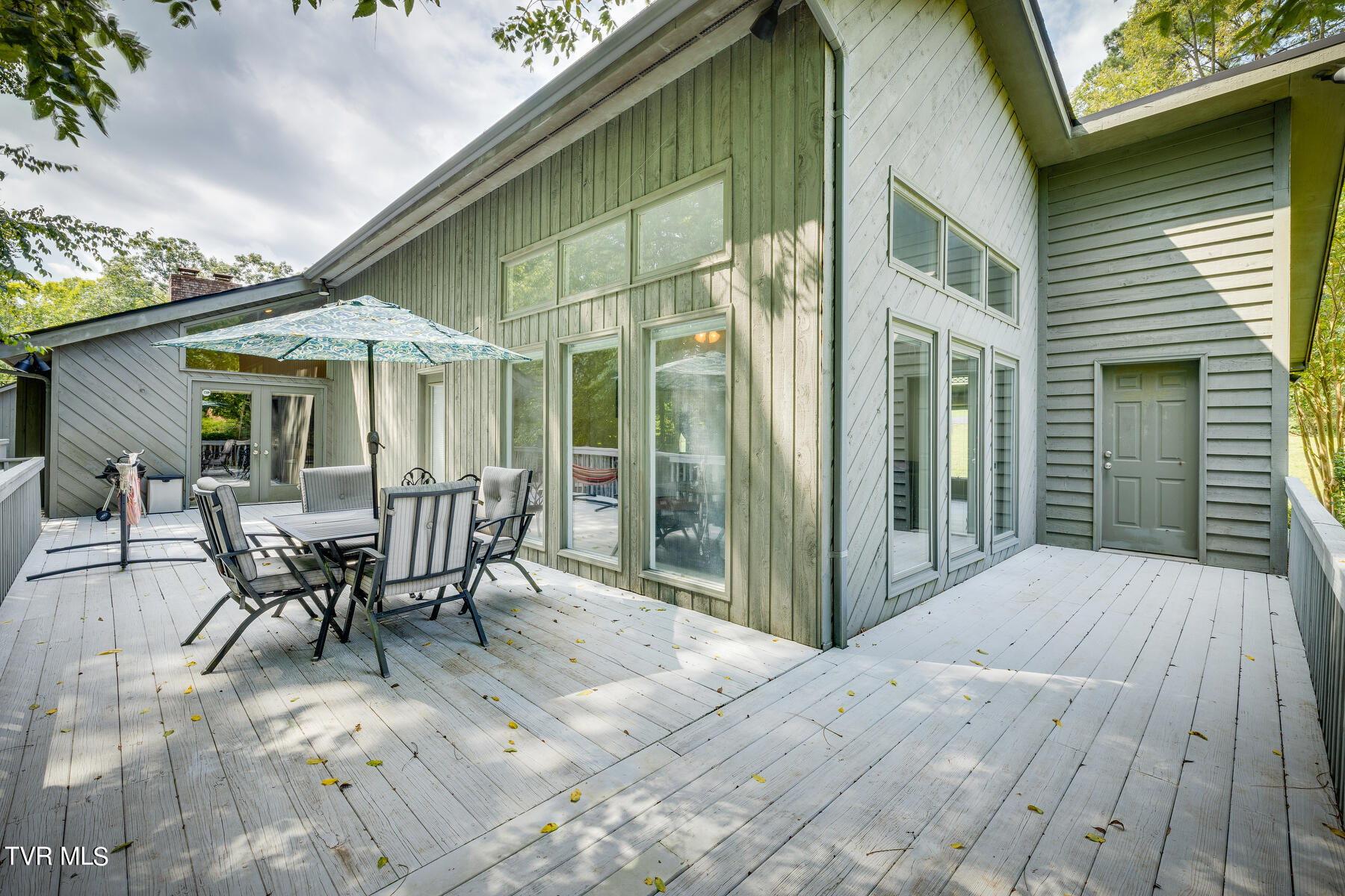 405 Old Castle Road Kingsport, TN 37660 - Photo 16 of 117 095