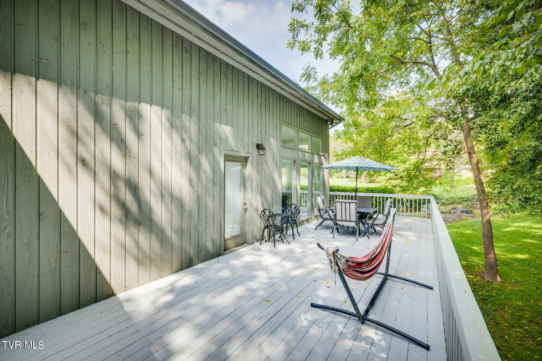 405 Old Castle Road Kingsport, TN 37660 - Photo 17 of 117 094