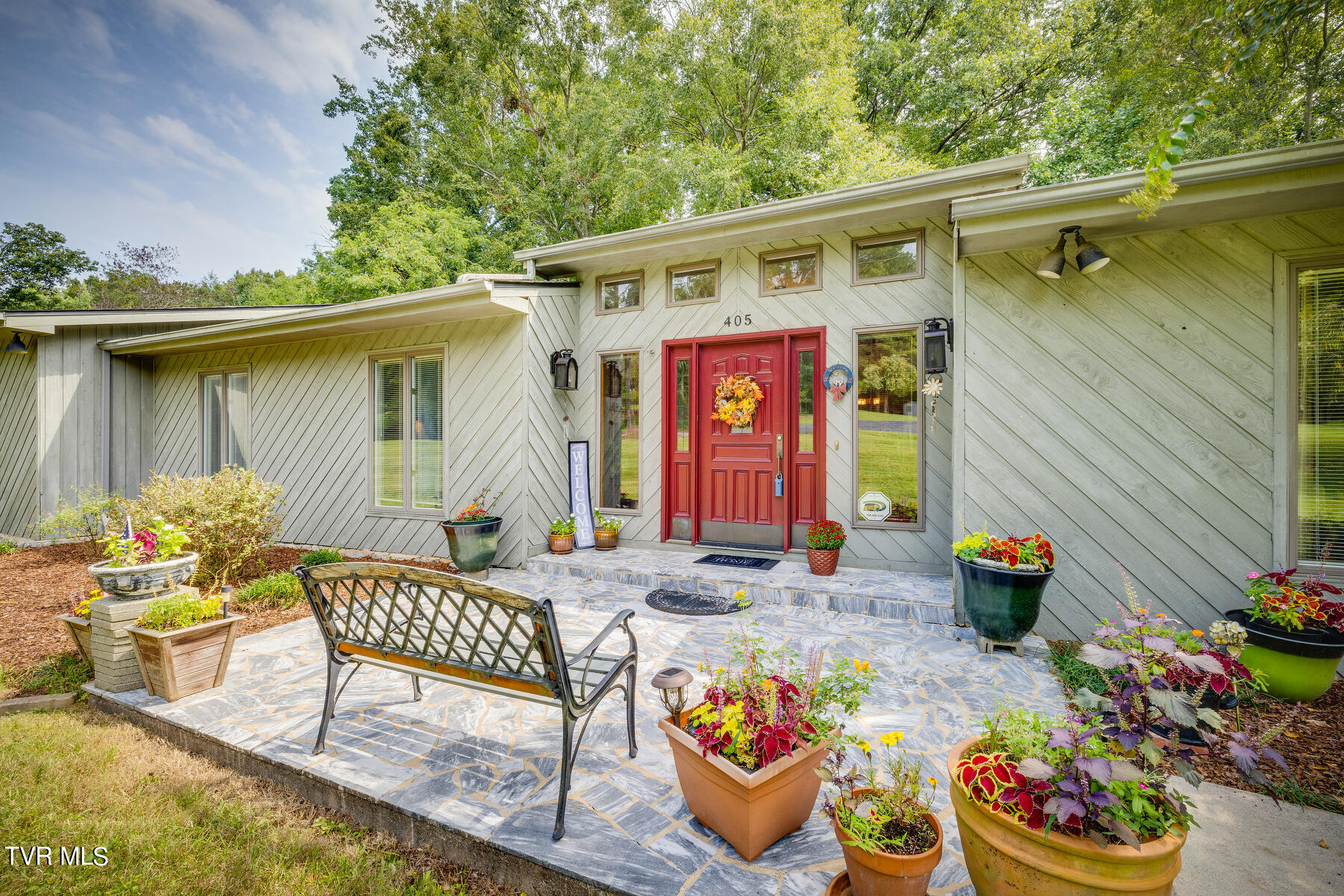 405 Old Castle Road Kingsport, TN 37660 - Photo 23 of 117 005-1