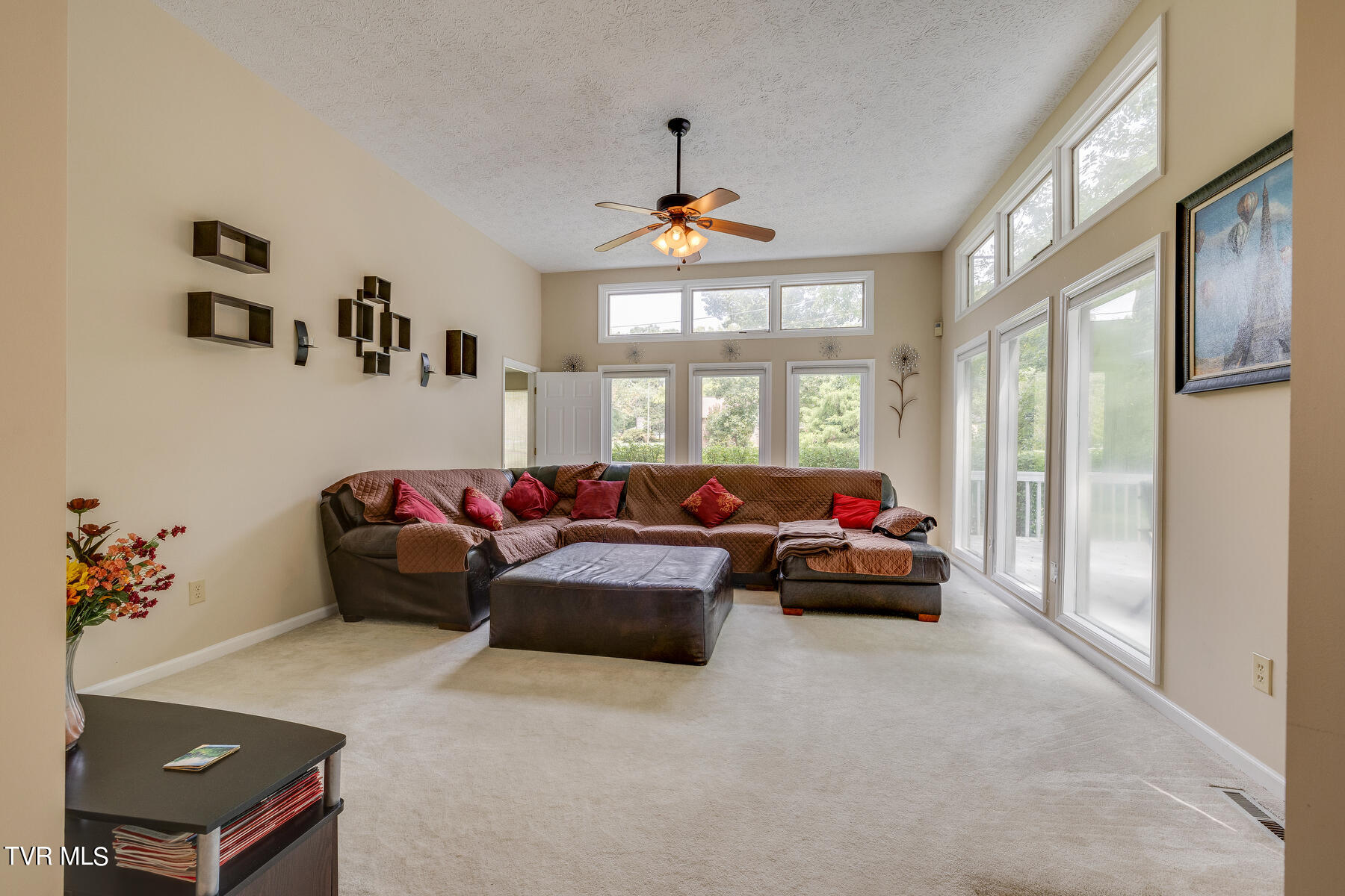 405 Old Castle Road Kingsport, TN 37660 - Photo 27 of 117 008-1