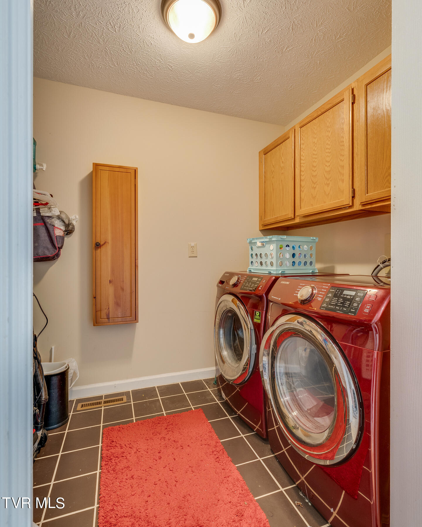 405 Old Castle Road Kingsport, TN 37660 - Photo 34 of 117 016-1