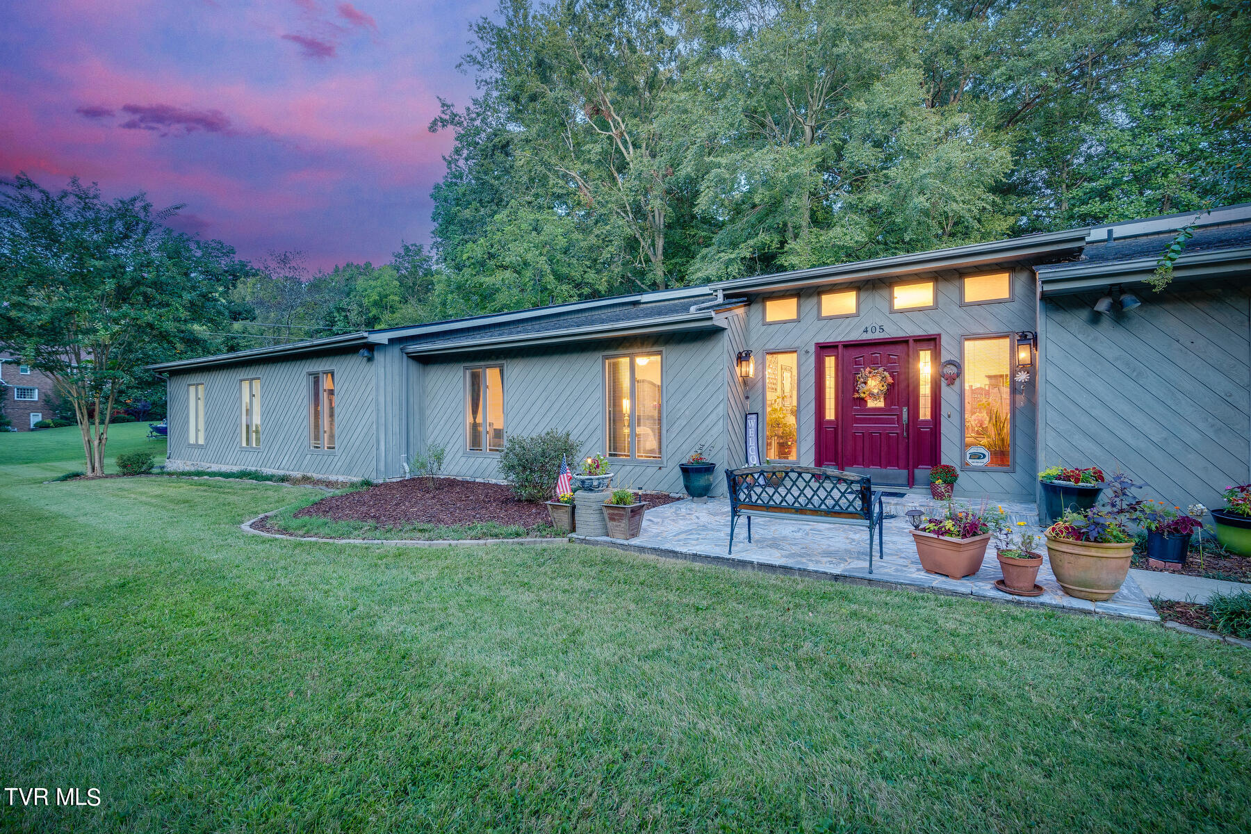 405 Old Castle Road Kingsport, TN 37660 - Photo 5 of 117 203-1