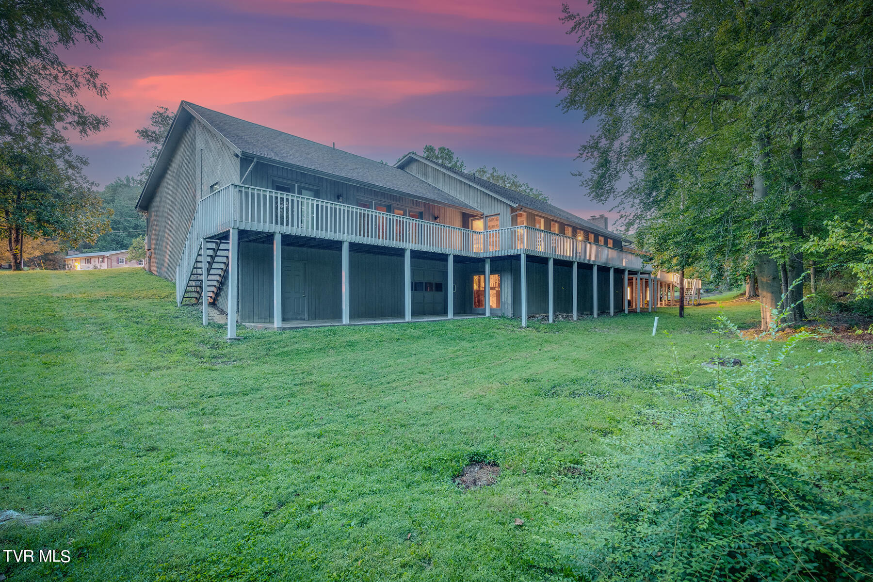 405 Old Castle Road Kingsport, TN 37660 - Photo 6 of 117 205-1