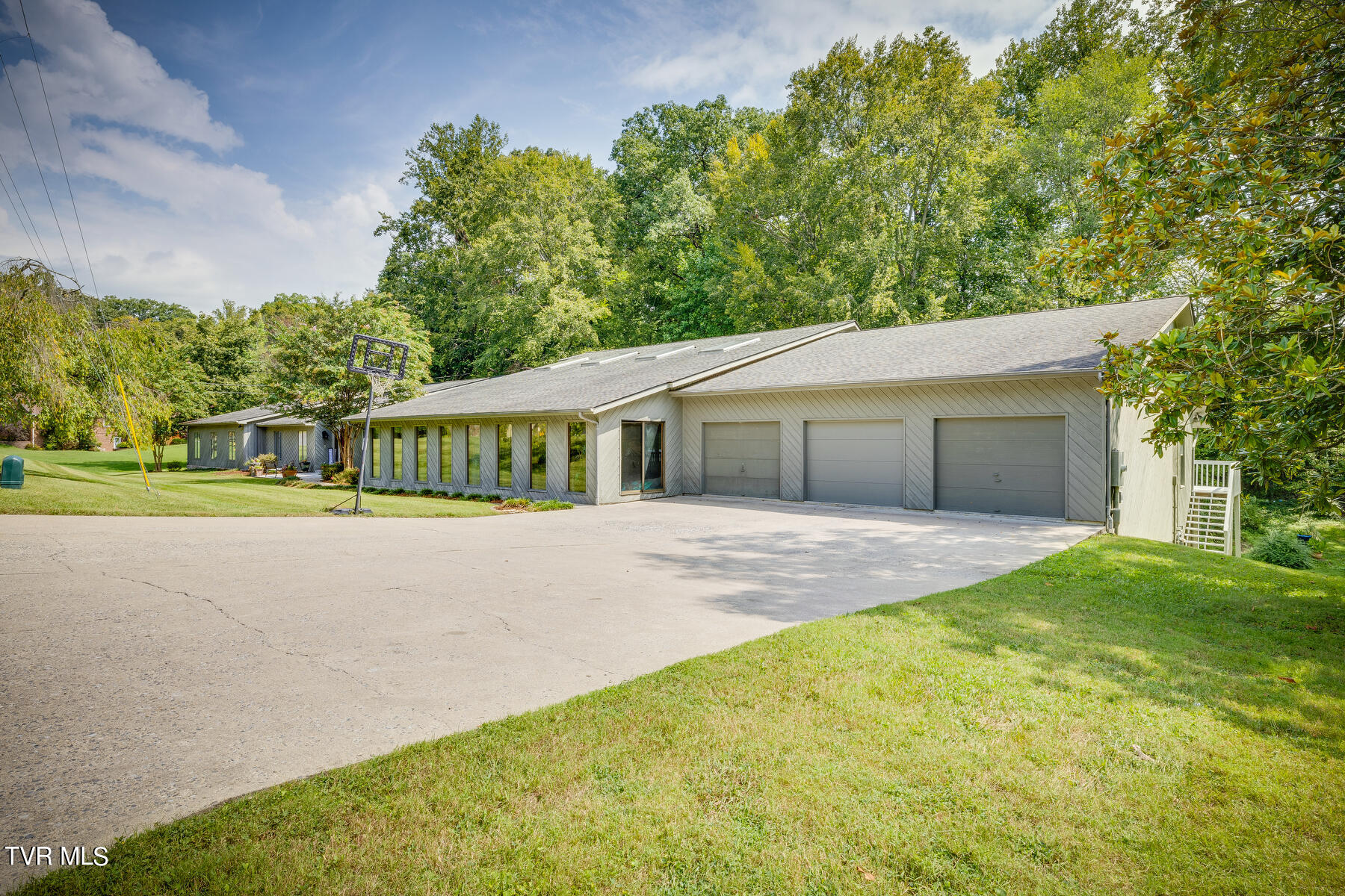 405 Old Castle Road Kingsport, TN 37660 - Photo 7 of 117 004-1