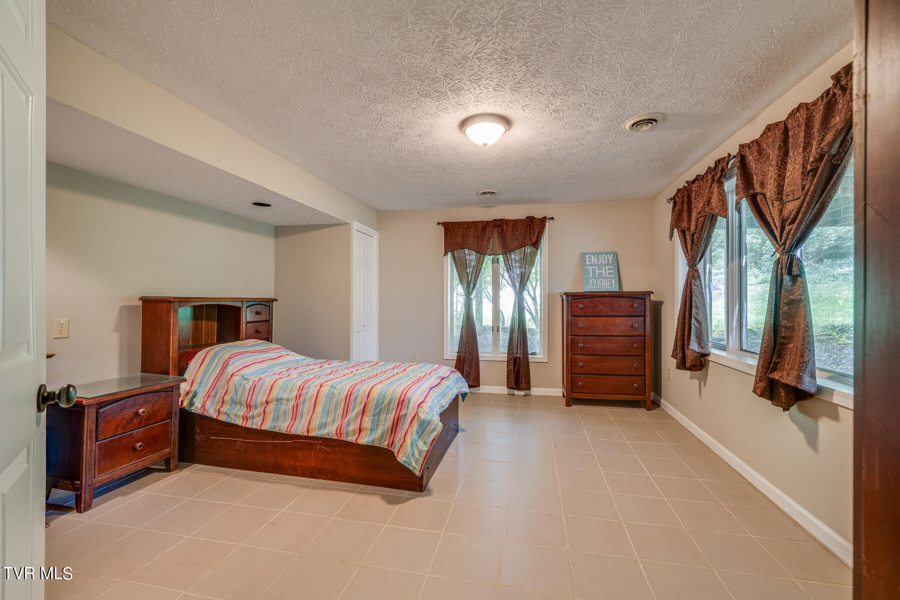 405 Old Castle Road Kingsport, TN 37660 - Photo 74 of 117 056-2