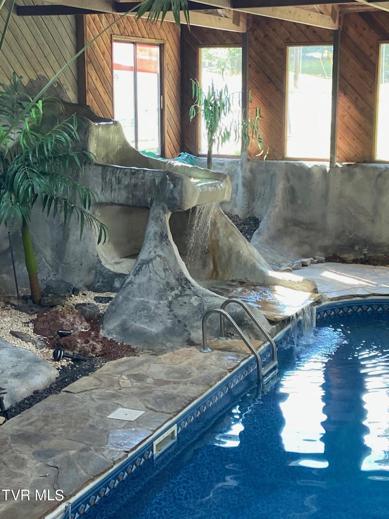 405 Old Castle Road Kingsport, TN 37660 - Photo 94 of 117 IMG_4115(1)