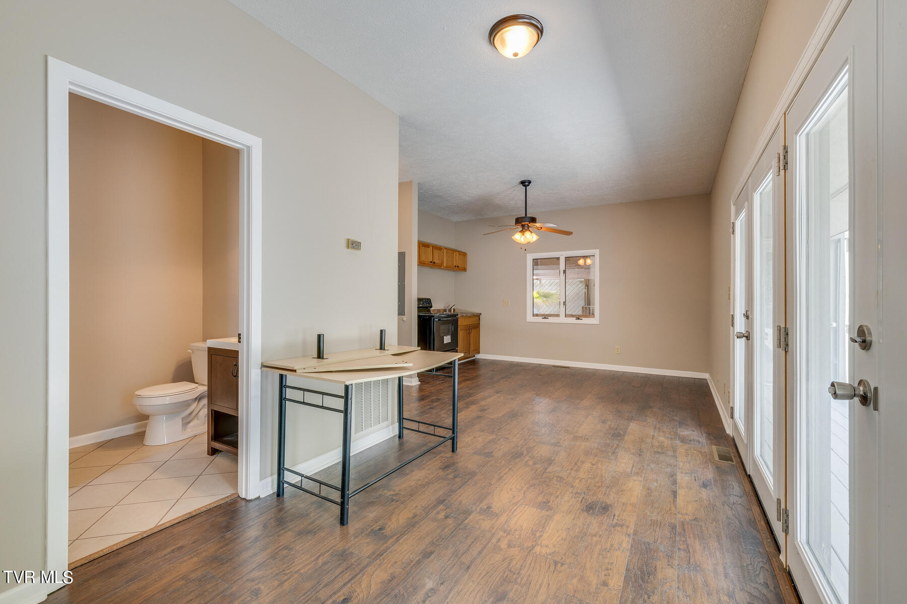 405 Old Castle Road Kingsport, TN 37660 - Photo 100 of 117 083