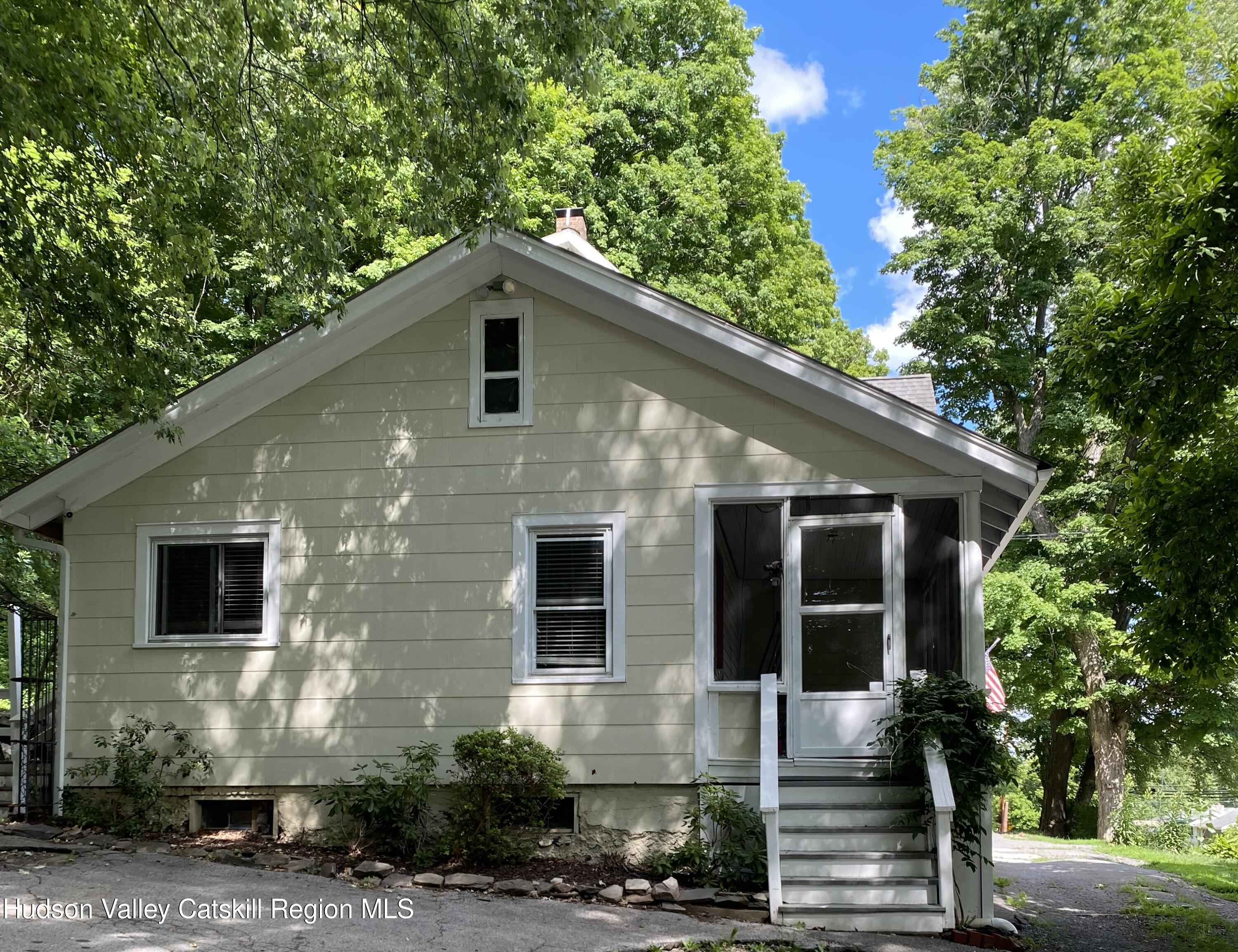 696 Sawkill Road Kingston, NY 12401 - Photo 5 of 48 saw696-1