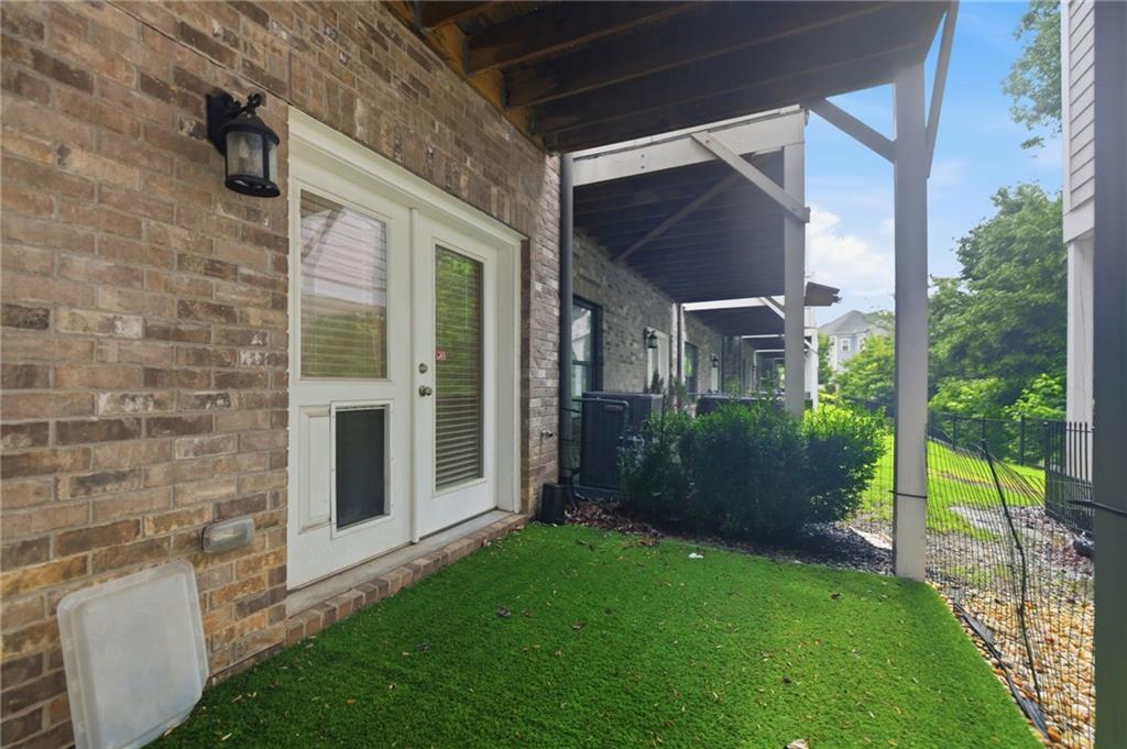 2070 Wheaton Way Atlanta, GA 30328 - Photo 44 of 47