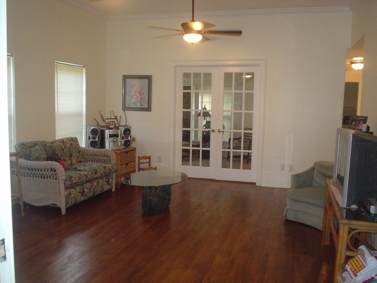 932 Wilson Road Starke, FL 32091 - Photo 11 of 13 ANOTHER LIVING ROOM VIEW