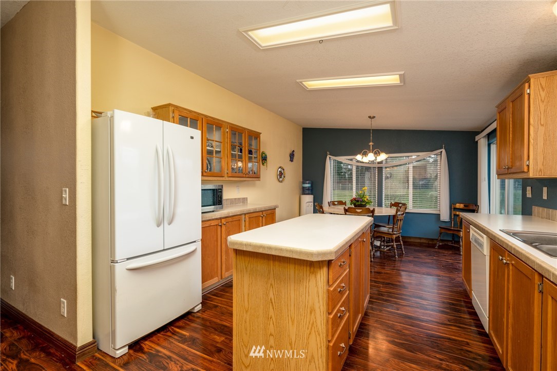 324 West Henni Road Oak Harbor, WA 98277 - Photo 14 of 34 Gallery Image 14