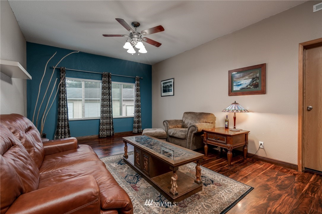 324 West Henni Road Oak Harbor, WA 98277 - Photo 28 of 34 Gallery Image 28