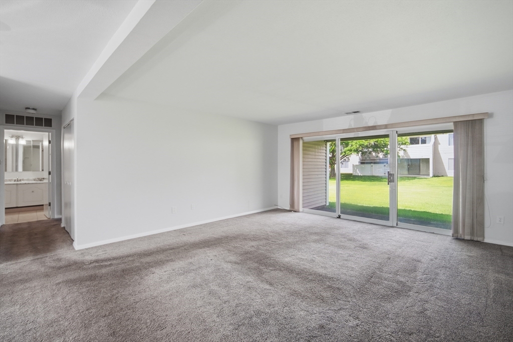 113 Nassau Drive, Unit 113 Springfield, MA 01129 - Photo 5 of 28