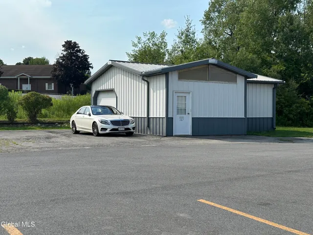 $79,000 | 107 South Comrie Avenue, Johnstown, NY 12095