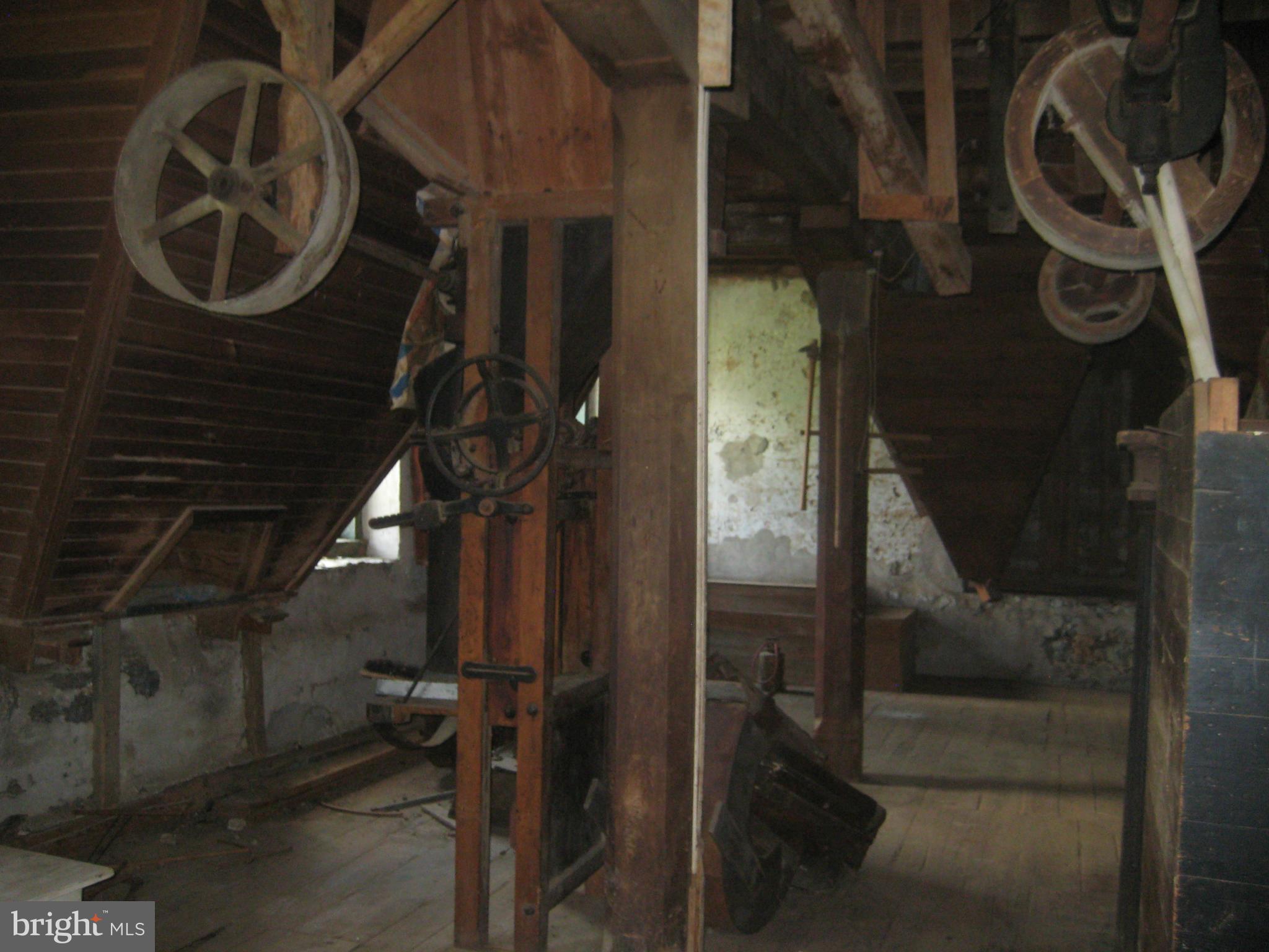 117 Springdale Road Stephens City, VA 22655 - Photo 4 of 9 Interior (General)