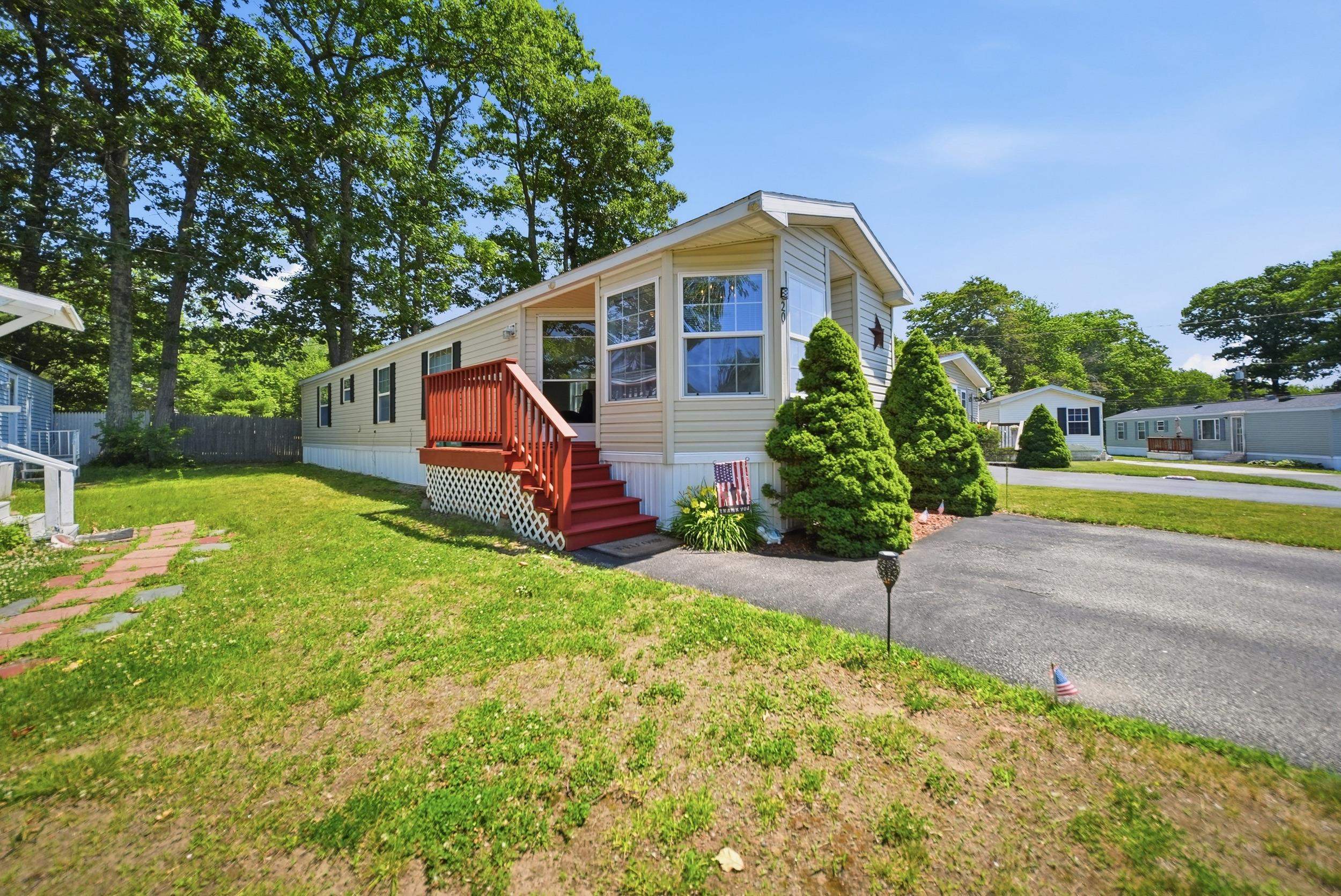 20 Black Forest Road North Hampton, NH 03862 - Photo 1 of 33