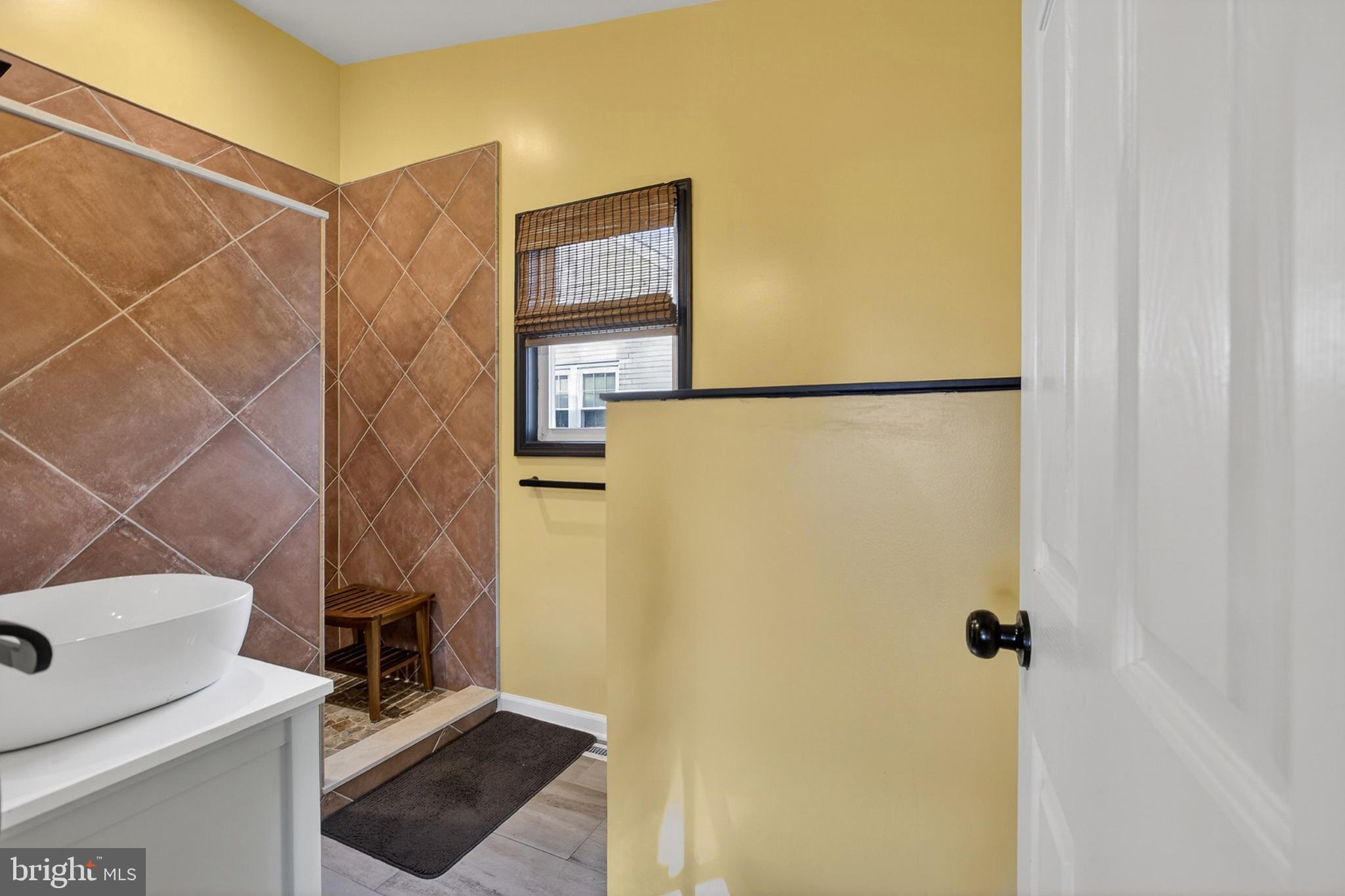 214 Waverly Road Wilmington, DE 19803 - Photo 18 of 47 Bright and inviting Master Bathroom retreat.