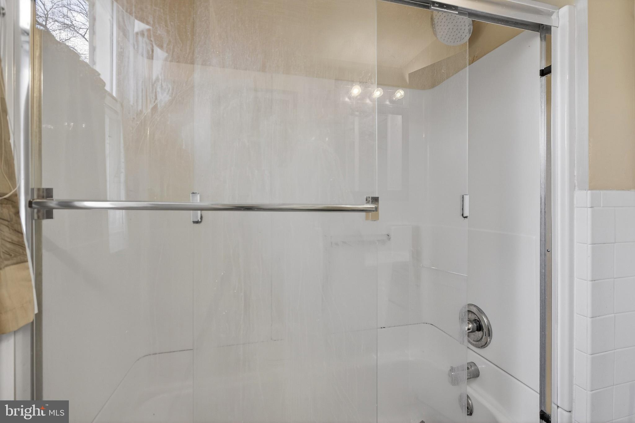 214 Waverly Road Wilmington, DE 19803 - Photo 32 of 47 Stand up shower and tub in the hall bathroom.