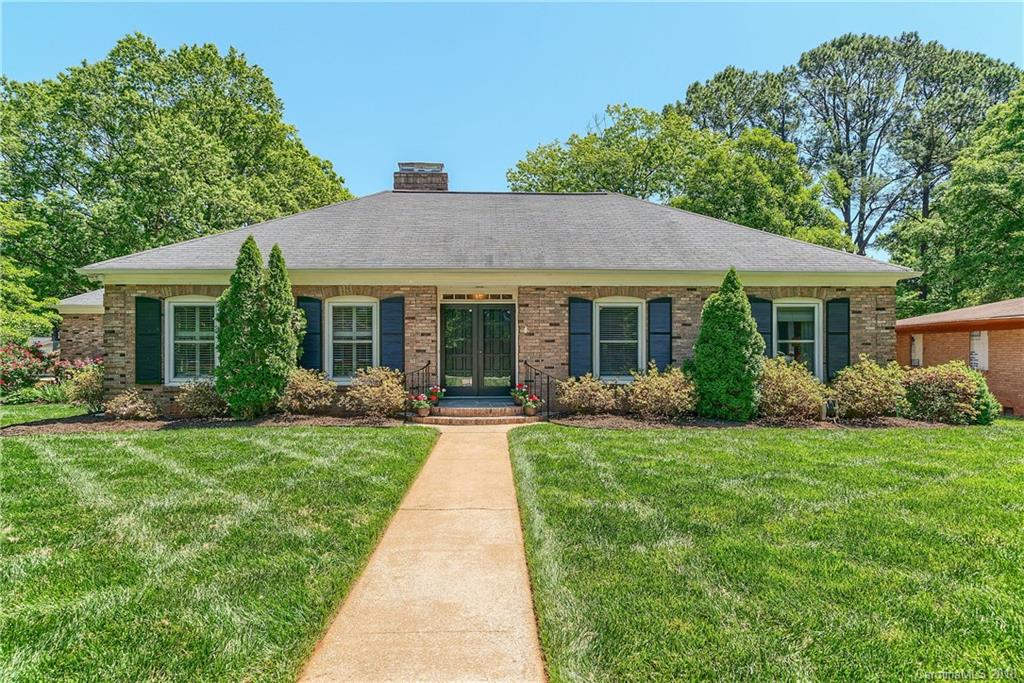 801 Lansdowne Road, Unit 4 Charlotte, NC 28270 - Photo 1 of 35 Gallery Image 1