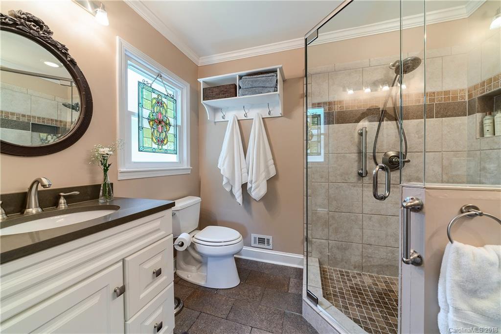 801 Lansdowne Road, Unit 4 Charlotte, NC 28270 - Photo 14 of 35 Gallery Image 14