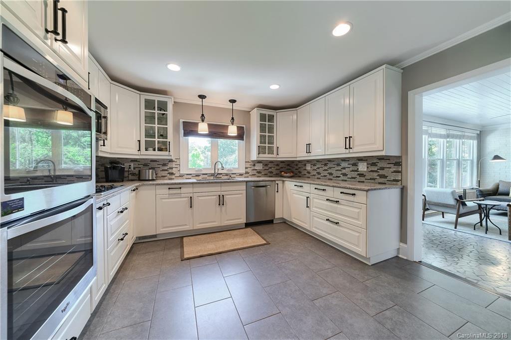801 Lansdowne Road, Unit 4 Charlotte, NC 28270 - Photo 19 of 35 Gallery Image 19