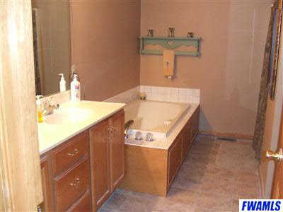 9617 Trading Post Road Leo, IN 46765 - Photo 15 of 16 Gallery Image 15