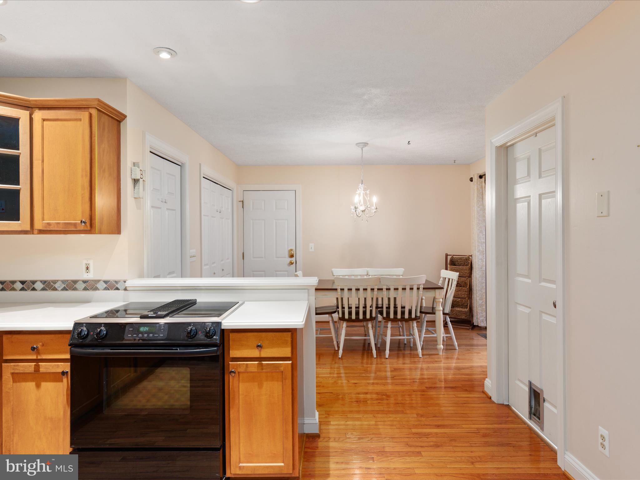 94 Abbey Road Winchester, VA 22602 - Photo 11 of 36