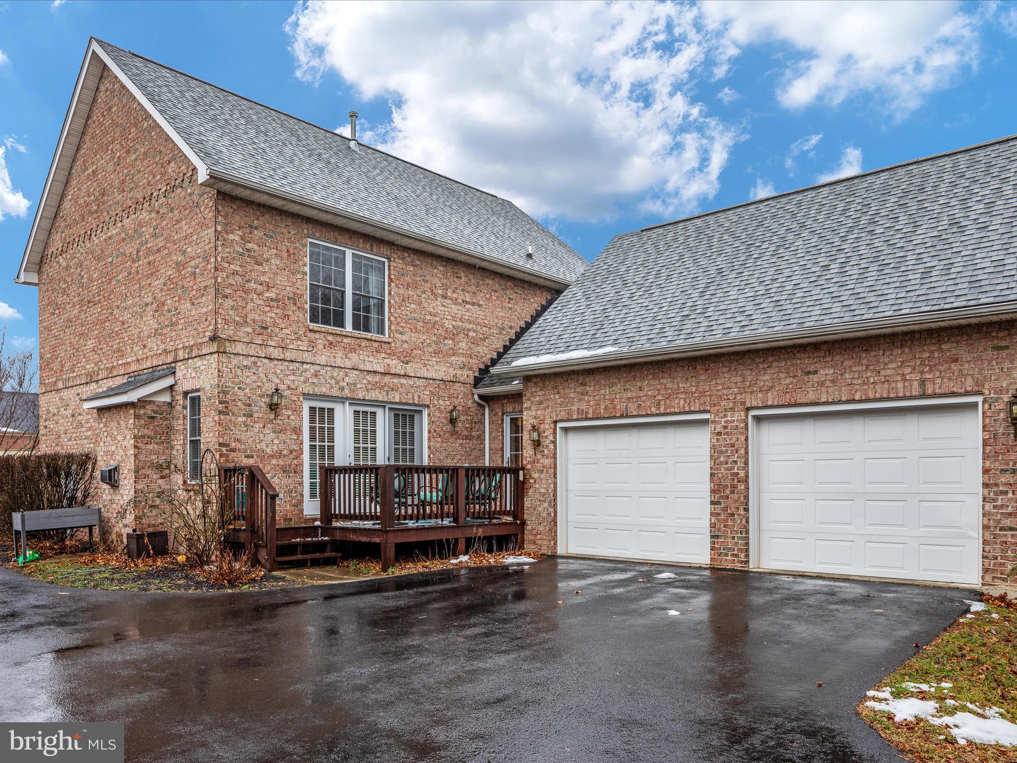 94 Abbey Road Winchester, VA 22602 - Photo 27 of 36 Two-Car Garage