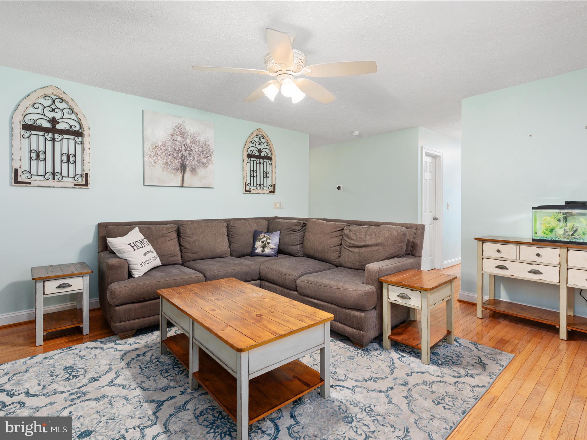 94 Abbey Road Winchester, VA 22602 - Photo 4 of 36