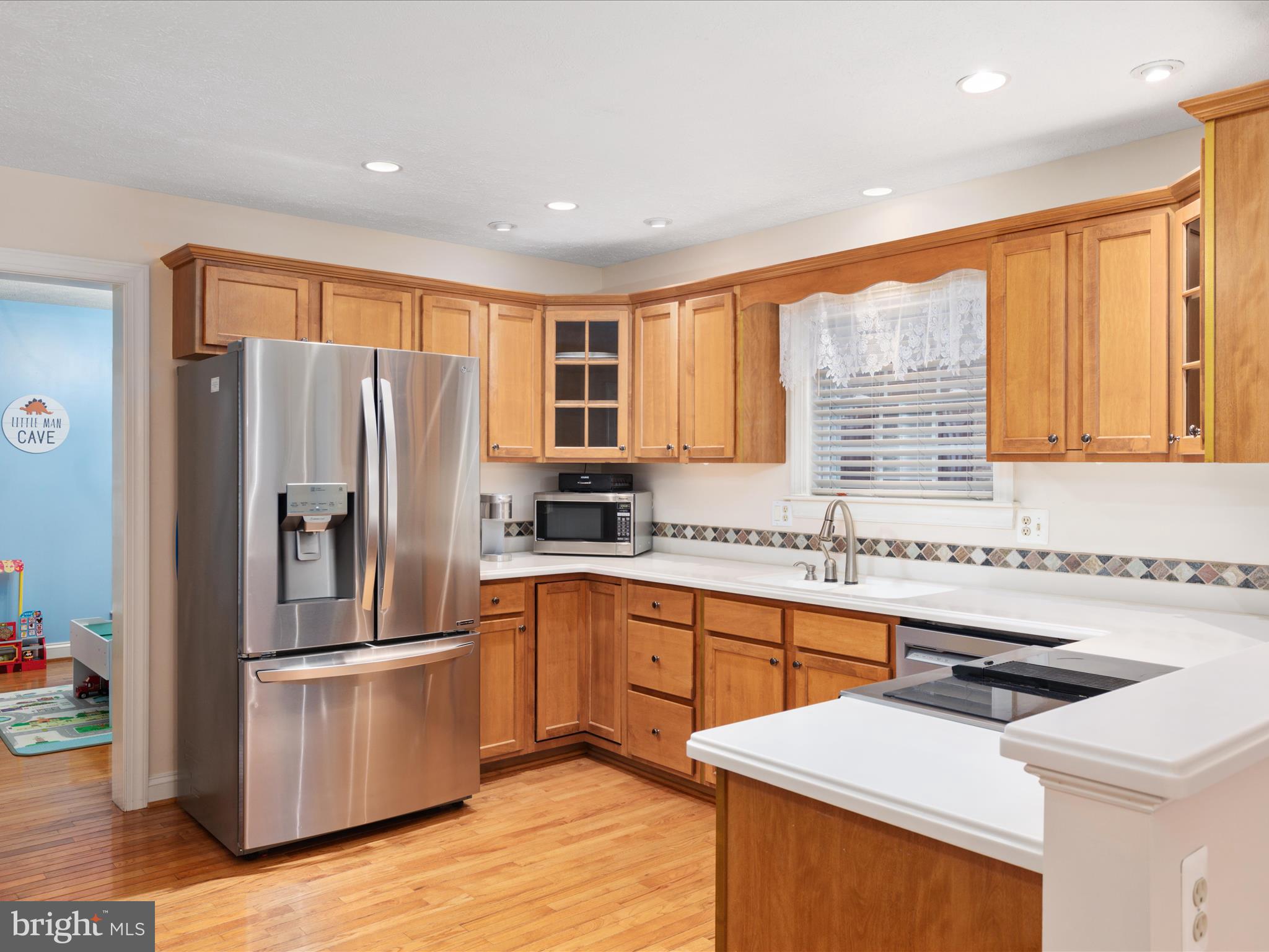 94 Abbey Road Winchester, VA 22602 - Photo 9 of 36 Kitchen
