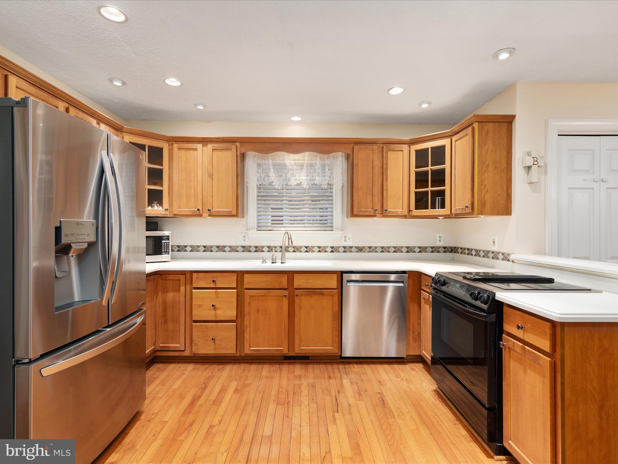 94 Abbey Road Winchester, VA 22602 - Photo 10 of 36