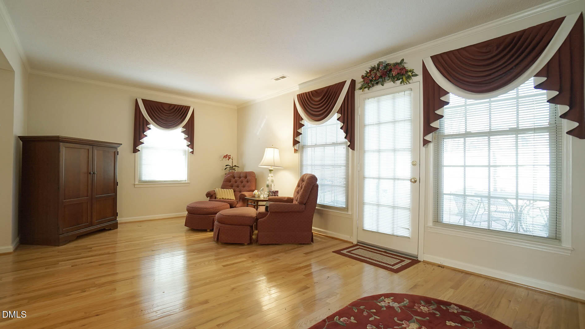 3132 Westbury Drive Raleigh, NC 27607 - Photo 18 of 44 Family Room