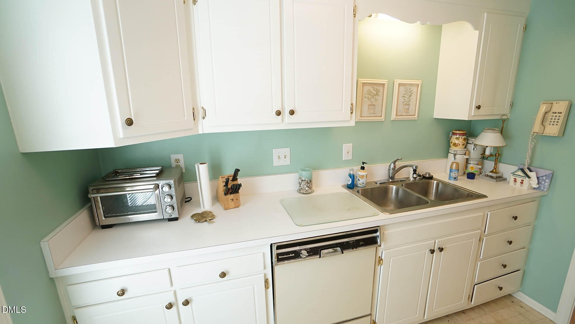 3132 Westbury Drive Raleigh, NC 27607 - Photo 22 of 44 Kitchen