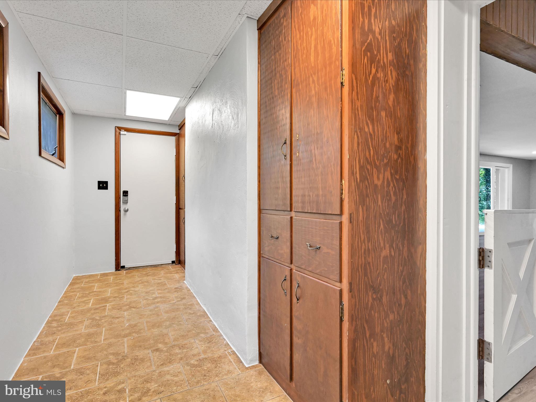 282 Farmall Road Grantville, PA 17028 - Photo 21 of 40 Rear mud room/ laundry