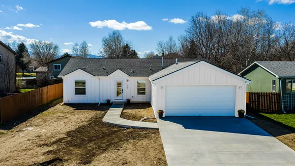 $494,900 | 1328 North Heights Lane, Sheridan, WY 82801