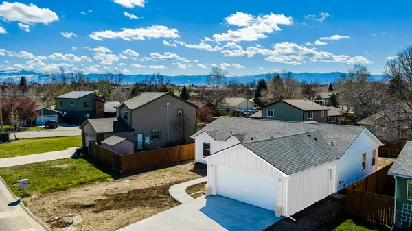 $494,900 | 1328 North Heights Lane, Sheridan, WY 82801