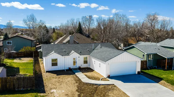 $494,900 | 1328 North Heights Lane, Sheridan, WY 82801
