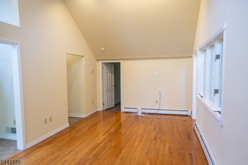 121 Changebridge Road Montville, NJ 07045 - Photo 7 of 34