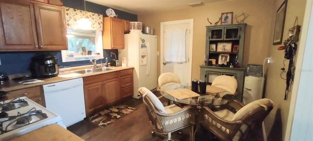 5403 Highway 40 West Yankeetown, FL 34498 - Photo 4 of 37