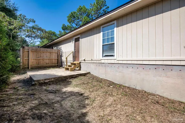 $1,500 | 10150 Guidy Lane, Pensacola, FL 32514