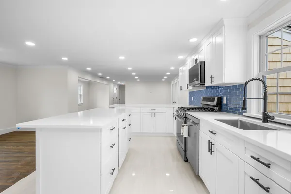 $849,900 | 126 Captain Small Road, South Yarmouth, MA 02664