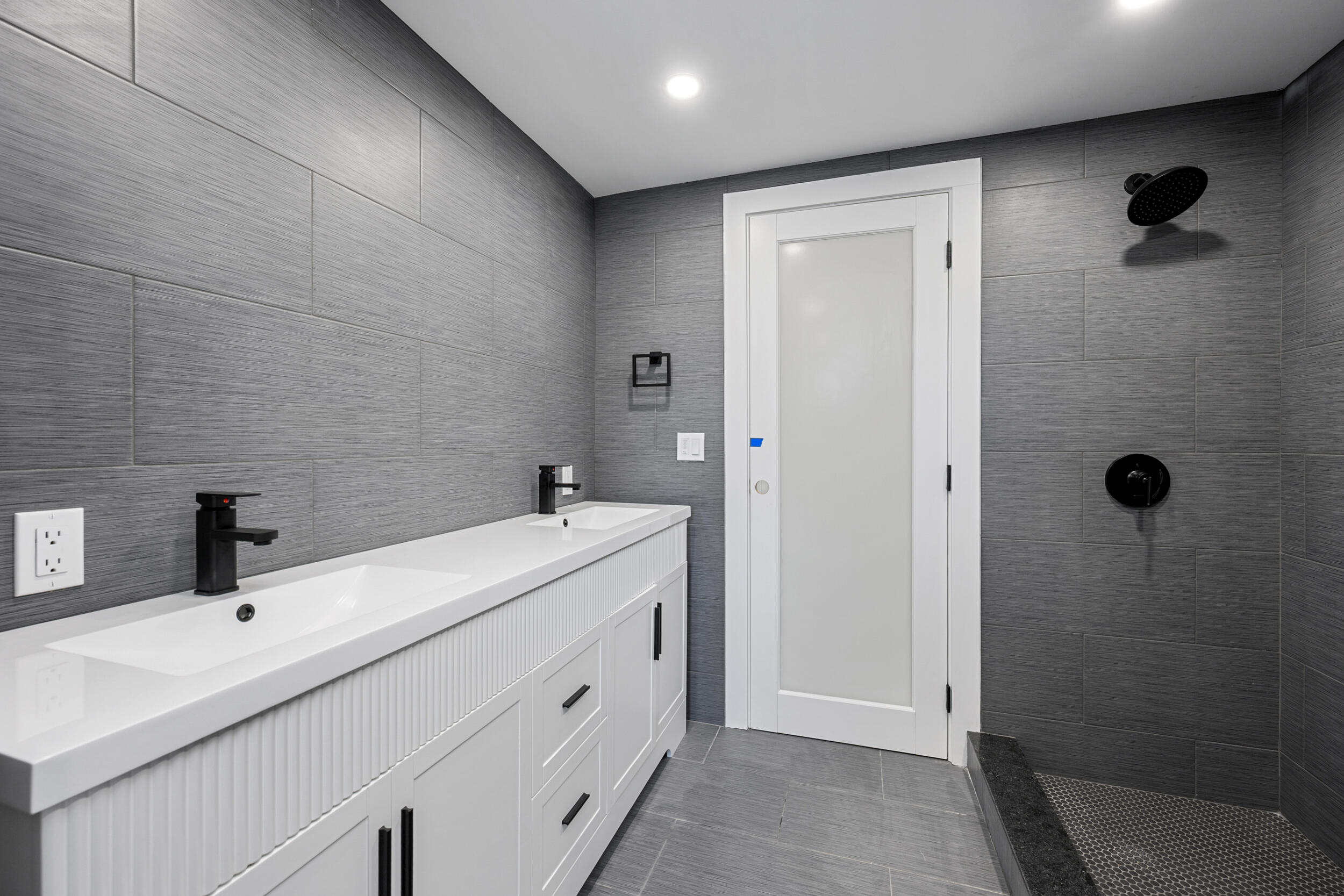 126 Captain Small Road South Yarmouth, MA 02664 - Photo 28 of 52 Bathroom