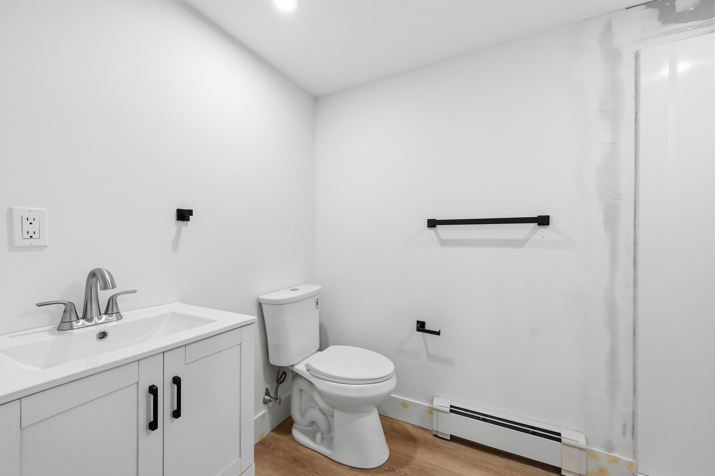 126 Captain Small Road South Yarmouth, MA 02664 - Photo 39 of 52 Bathroom