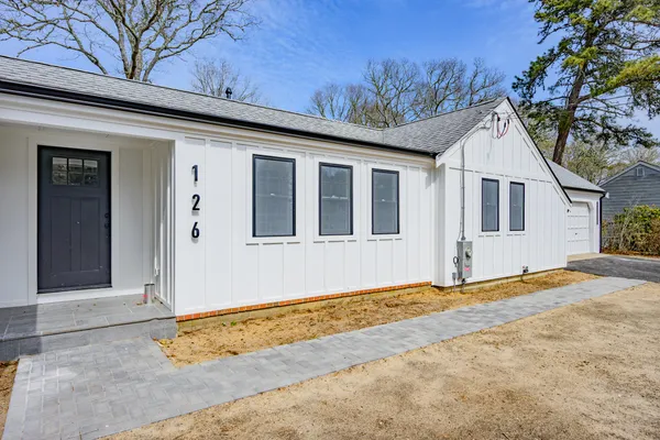 $849,900 | 126 Captain Small Road, South Yarmouth, MA 02664