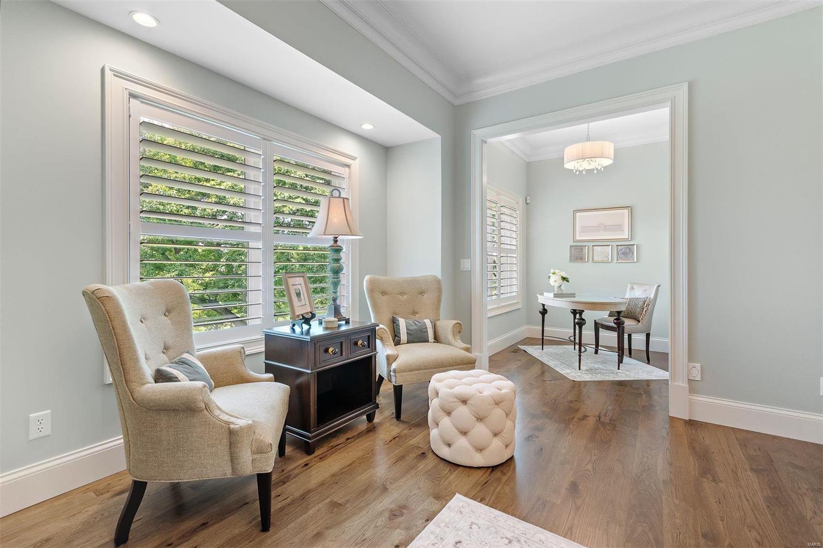 129 Chippenham Lane Chesterfield, MO 63005 - Photo 16 of 50