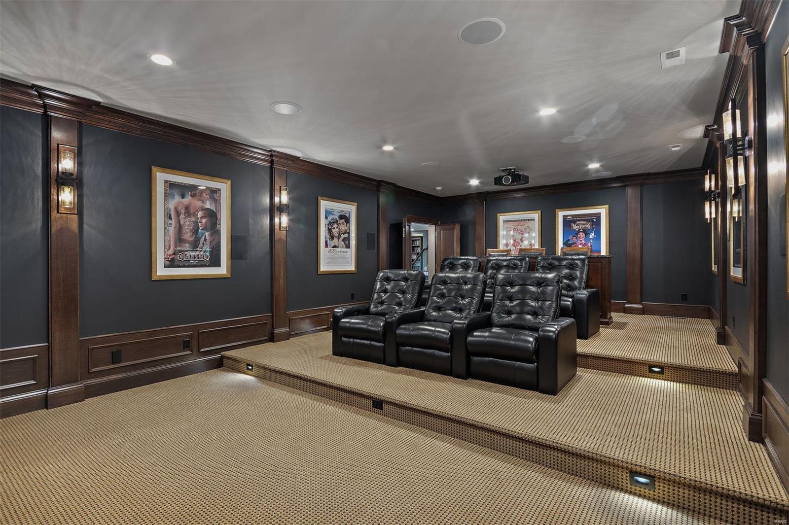 129 Chippenham Lane Chesterfield, MO 63005 - Photo 44 of 50