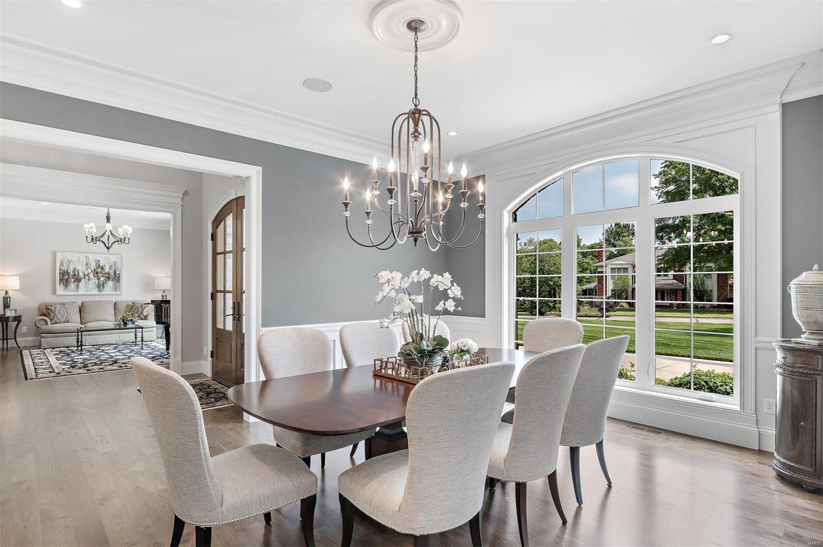 129 Chippenham Lane Chesterfield, MO 63005 - Photo 10 of 50