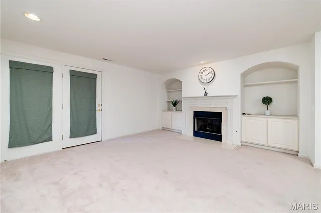 $425,000 | 2091 Hawks Landing Drive, Lake St. Louis, MO 63367